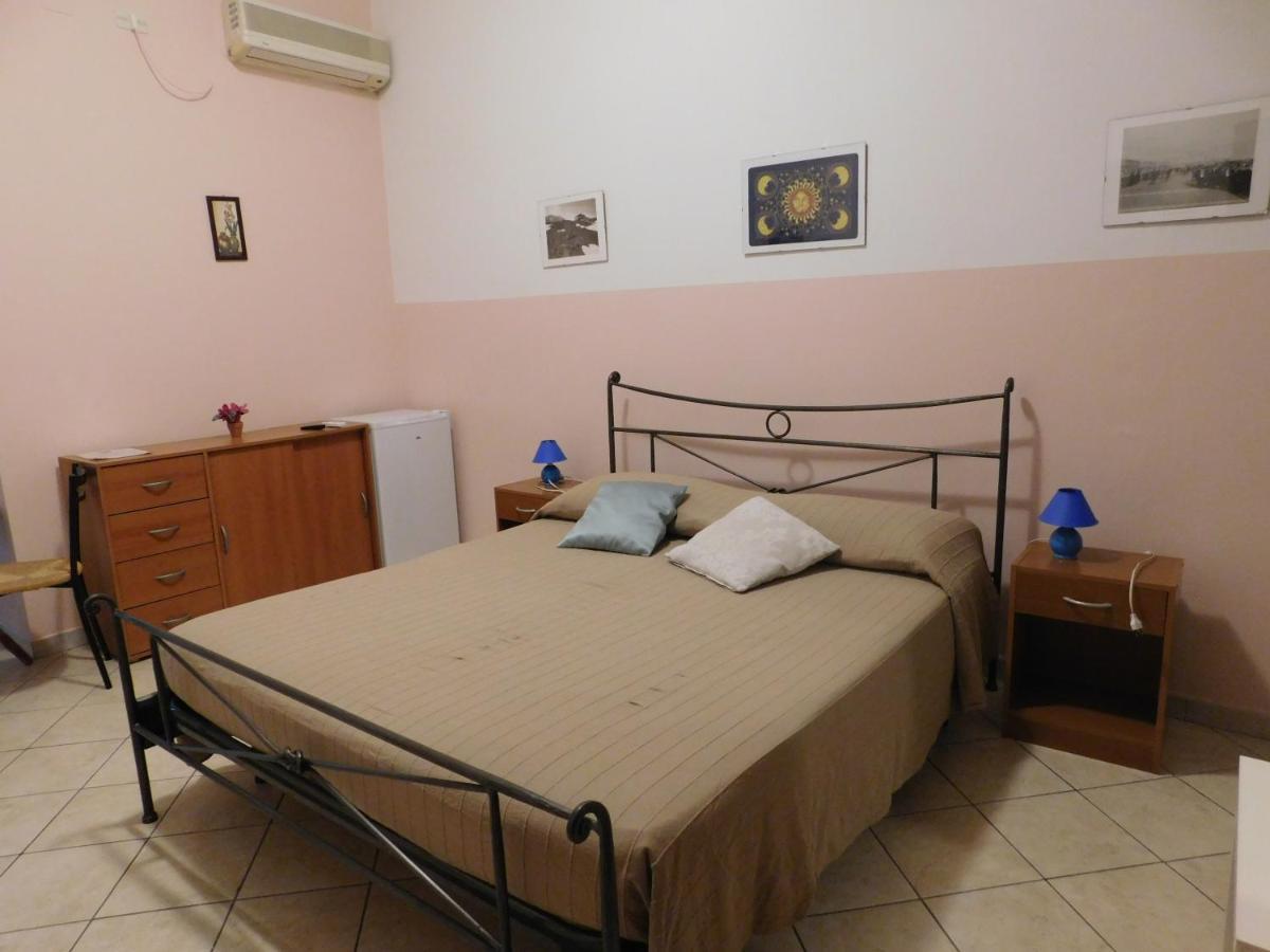 Villa Delle Vacanze Fiumefreddo di Sicilia Exterior photo